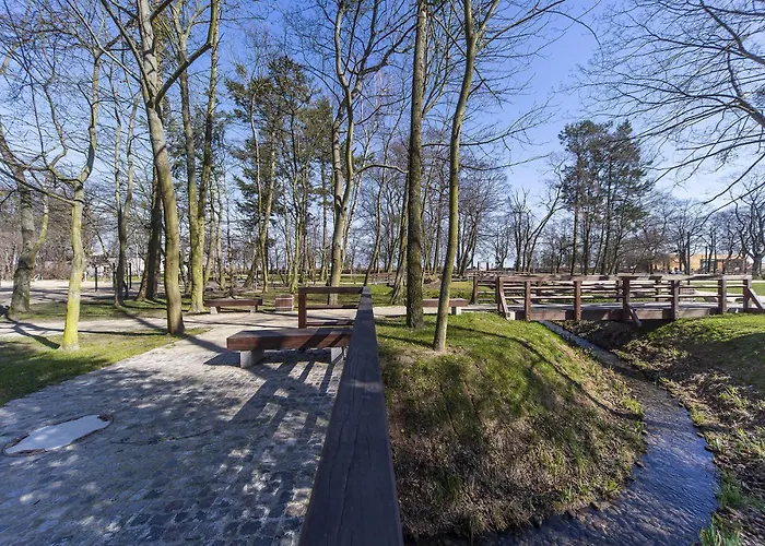 Secret Garden 150 M From The By Renters Apartment